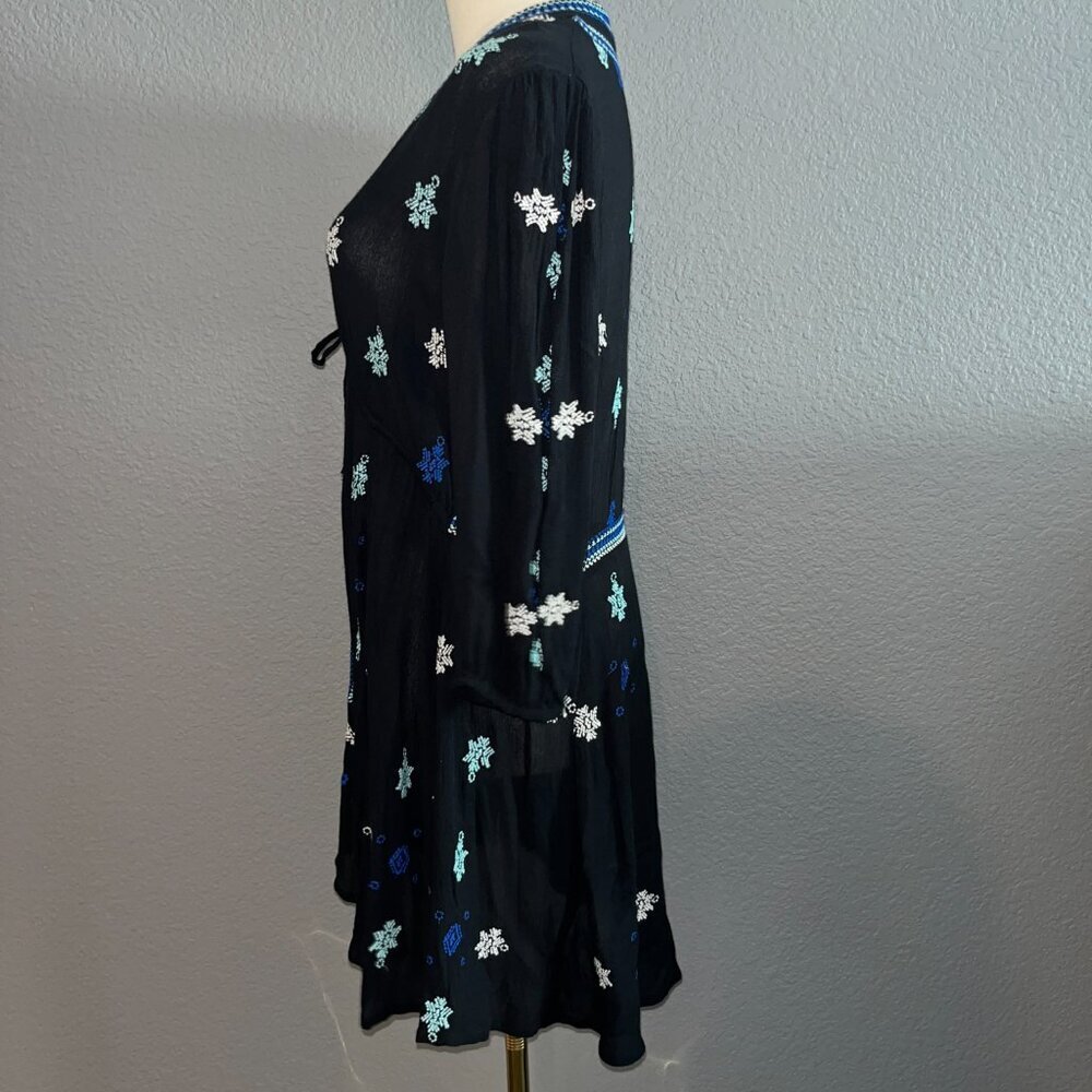 FP FREE PEOPLE STAR GAZER BLACK & BLUE LONG SLEEVE EMBROIDERED DRESS - EUC -  XS - Picture 10 of 14
